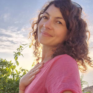Simona